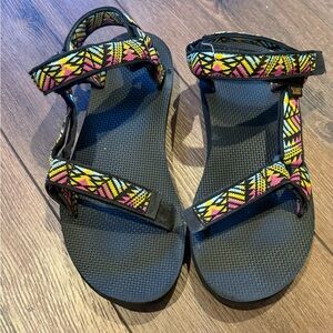 Teva Universal Strap Sandals Size 9